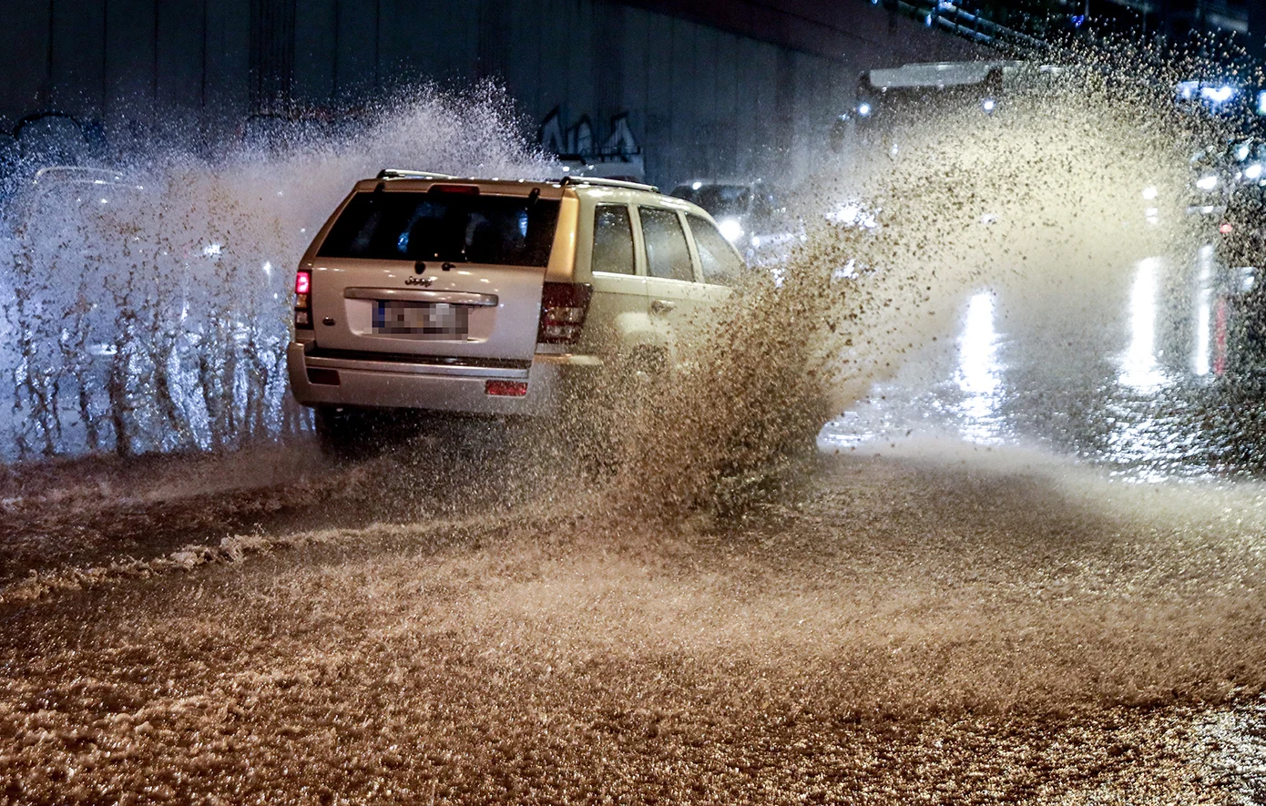 Βροχές και καταιγίδες κατά τόπους ισχυρές – News.gr
