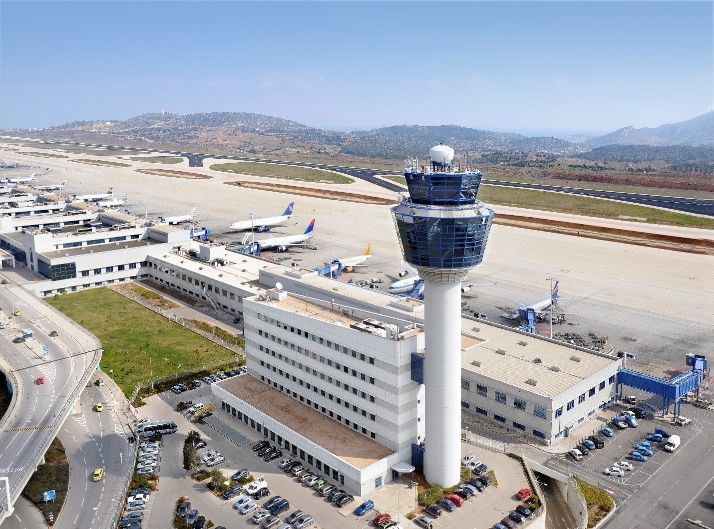 Εισαγγελική έρευνα για το μπλακ άουτ στα ελληνικά αεροδρόμια