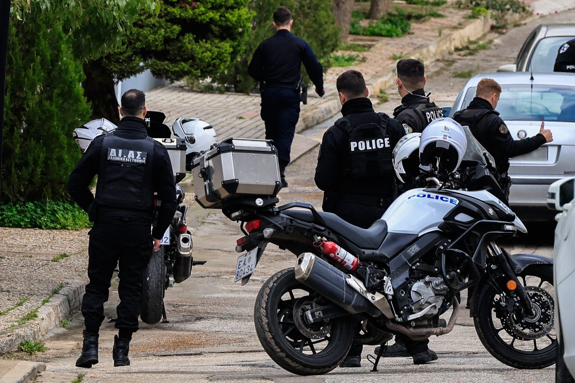 Στυγερή δολοφονία στη Γλυφάδα: 46χρονος σκότωσε τον πατέρα του