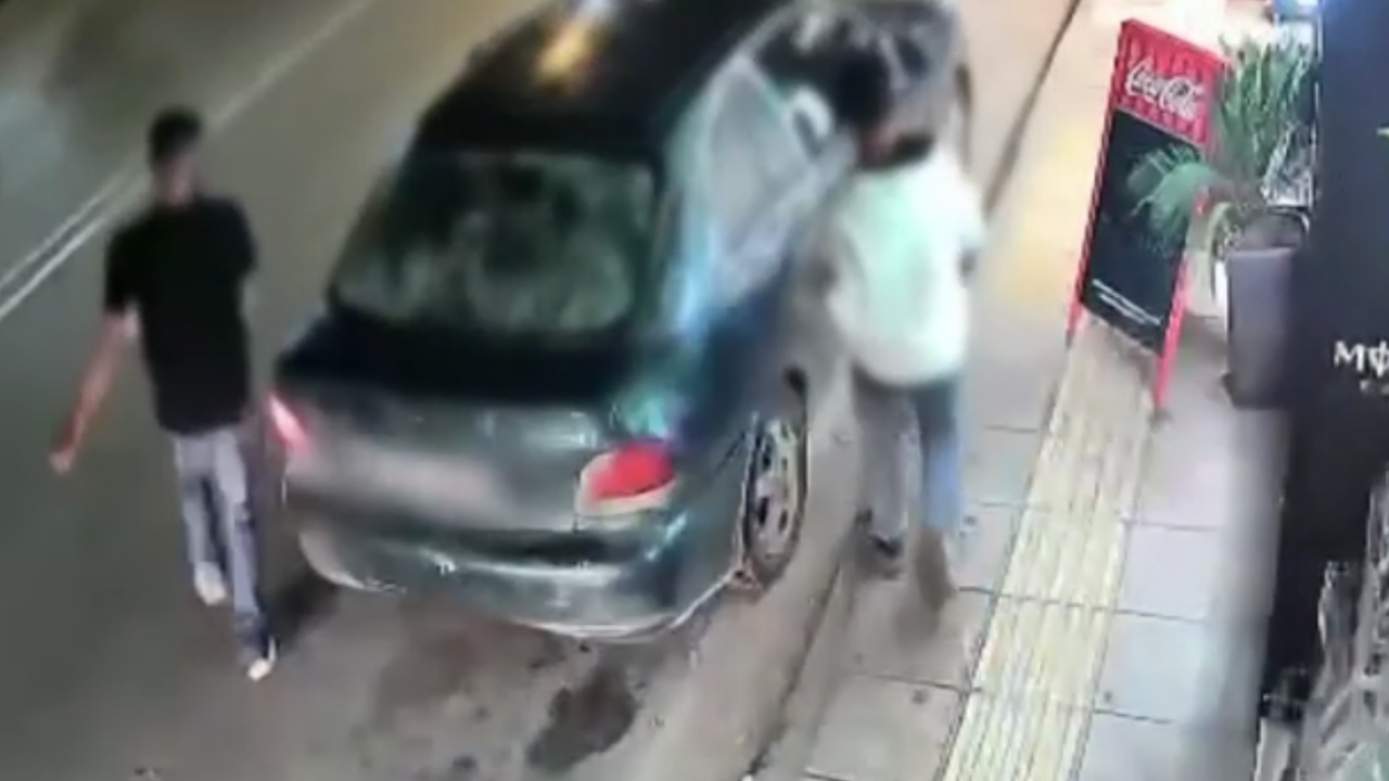 Λαμία: Άρπαξαν μπίρες από μίνι μάρκετ αλλά τις επέστρεψαν (Βίντεο)