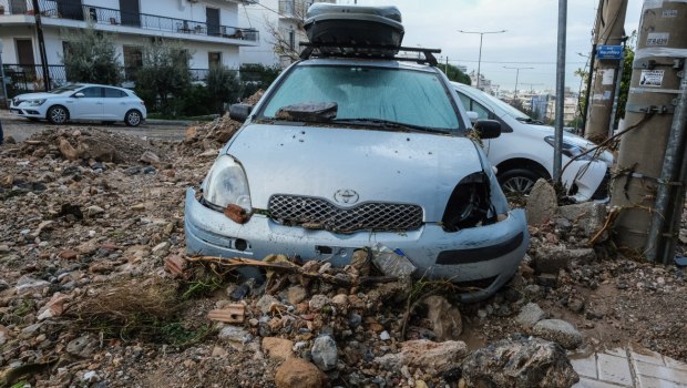 Πολιτική αντιπαράθεση για την κακοκαιρία: «Η κυβέρνηση έχει αποτύχει»