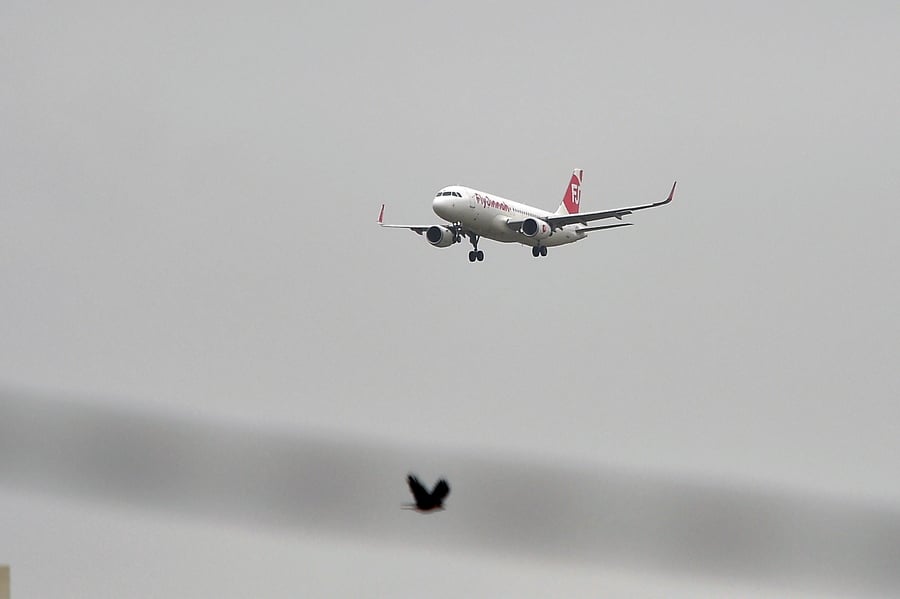 Ο EASA καλεί τις ευρωπαϊκές αεροπορικές εταιρίες να αποφεύγουν τον εναέριο χώρο του Ιράν