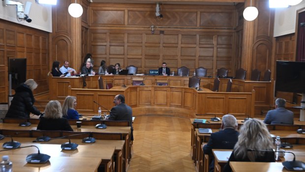 Εξεταστική: Να κατατεθεί η επιστολή παραίτησης των ορκωτών λογιστών του ΟΠΕΚΕΠΕ ζητούν ΠΑΣΟΚ και ΣΥΡΙΖΑ
