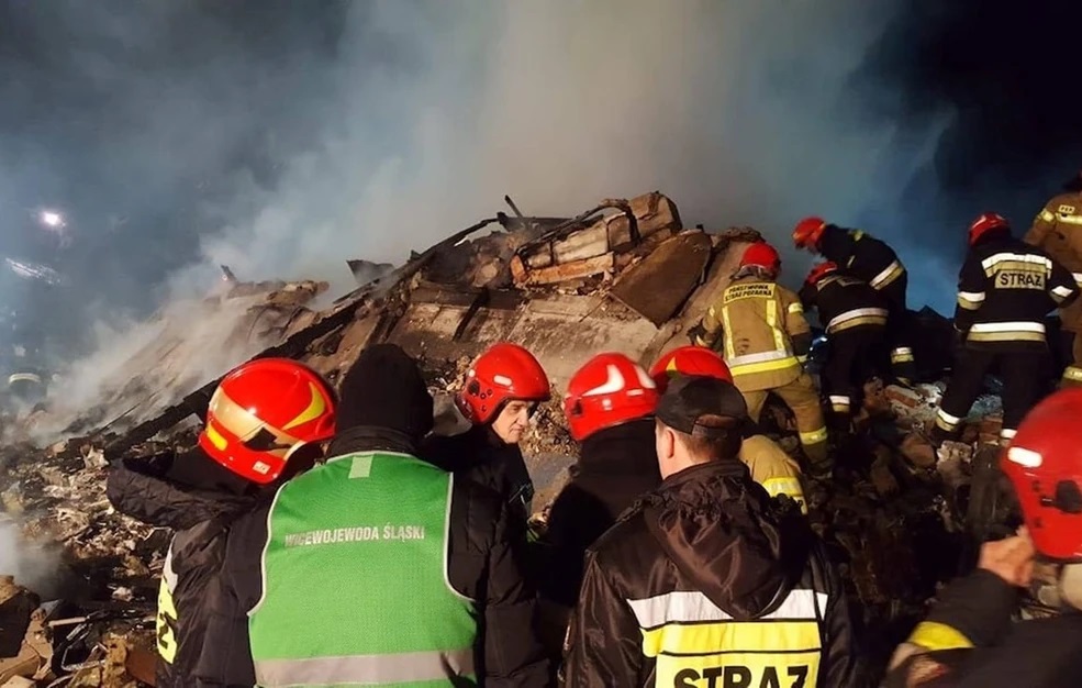 Για 40 νεκρούς κάνει λόγο το ιταλικό υπουργείο Εξωτερικών – Δεν οφείλεται σε εμπρησμό – News.gr