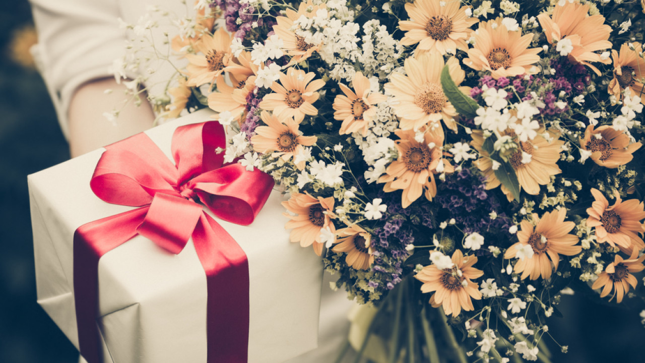 Εορτολόγιο: Ποιοι γιορτάζουν σήμερα | ΣΚΑΪ