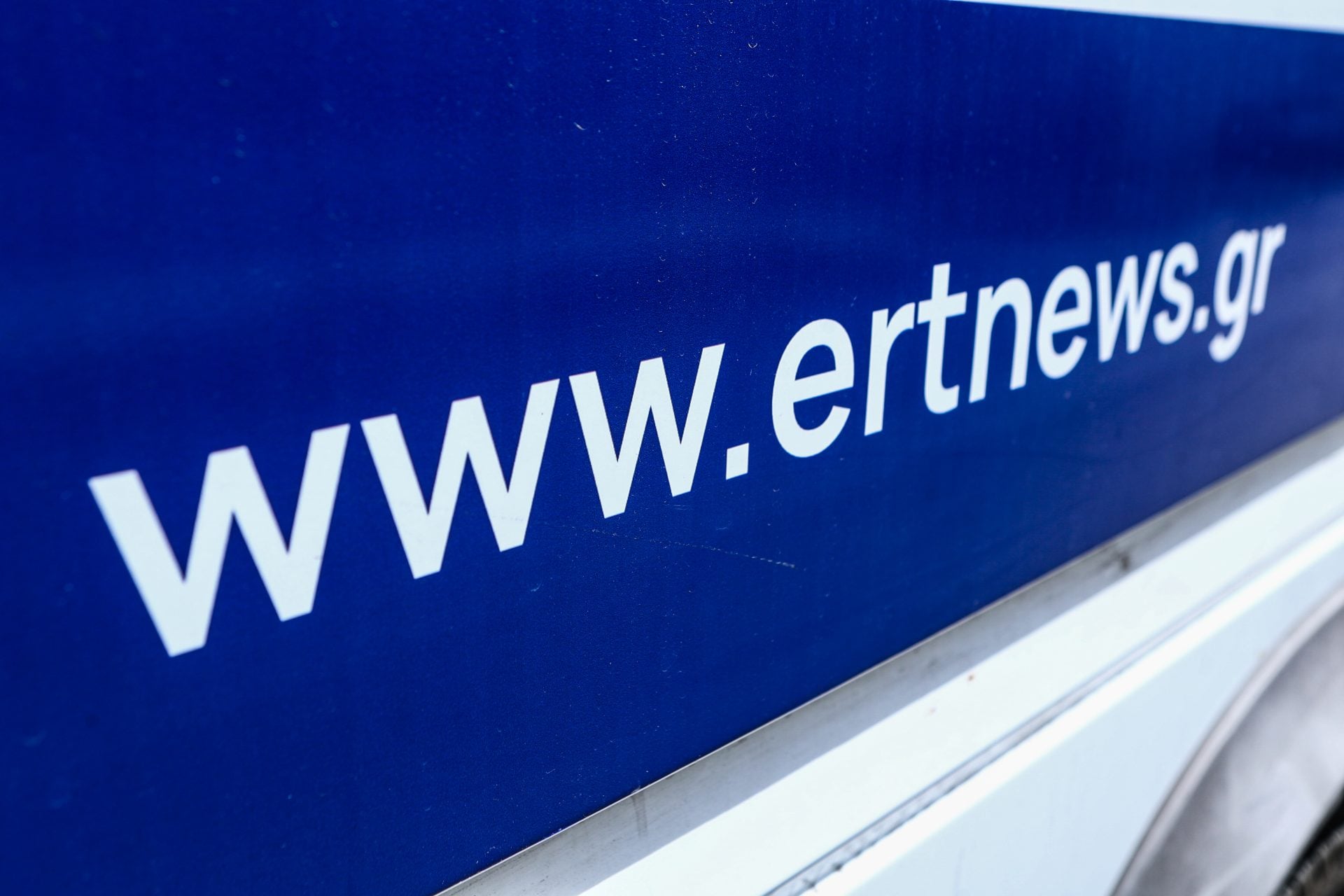 Έπεσε η κεραία της ΕΡΤ στη Σούδα