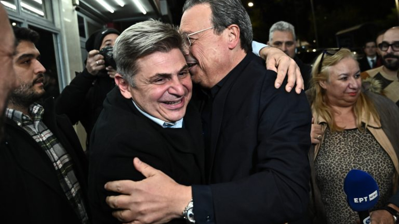 Φάμελλος: Ζήτησε εξηγήσεις από τον Φαραντούρη για το κόμμα Καρυστιανού