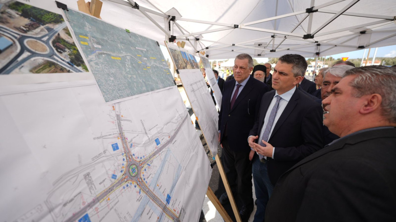 Επαφές του υπουργού Υποδομών και Μεταφορών Χρίστου Δήμα για την αεροναυτιλία