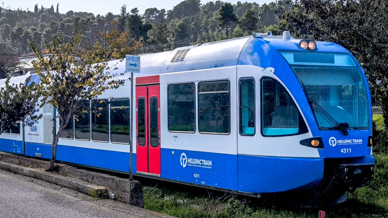 Hellenic Train: Ακινητοποίηση αμαξοστοιχίας στον Άγιο Ανδρέα