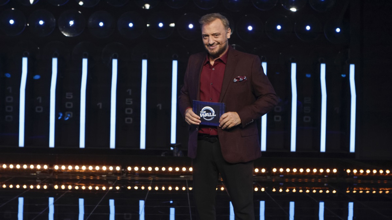 Το αγαπημένο δίδυμο του TikTok έρχεται να κάνει θραύση και στο «The Wall»