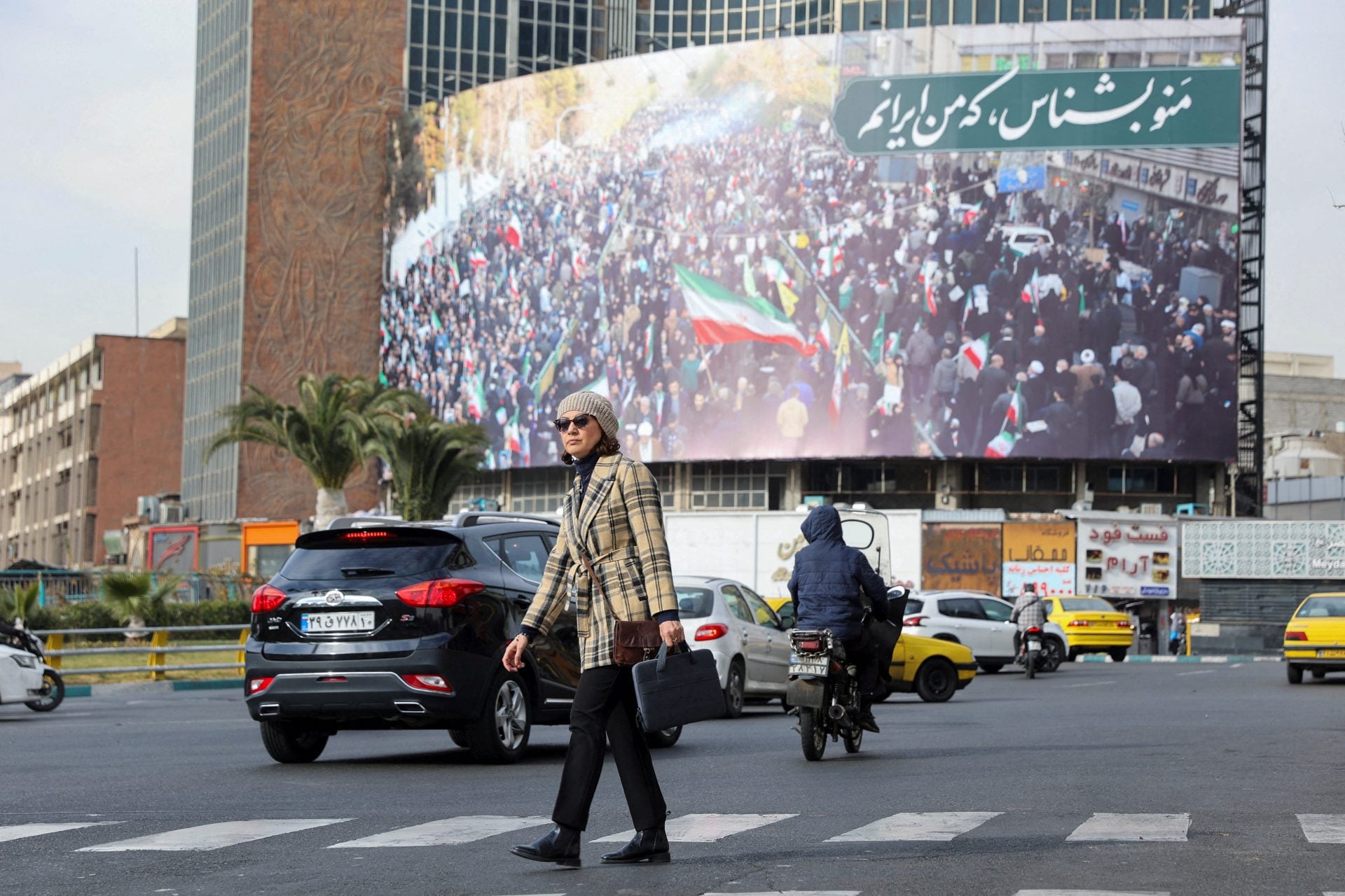 Ιράν: Οι διαμαρτυρίες πνίγηκαν στο αίμα, οι δρόμοι άδειαν