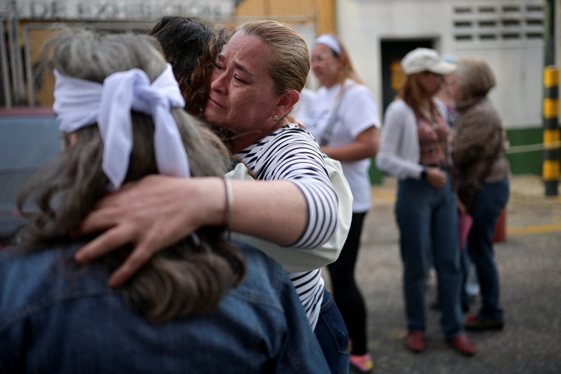 Η Μαδρίτη ανακοίνωσε την απελευθέρωση άλλων τριών Ισπανών κρατουμένων στη Βενεζουέλα