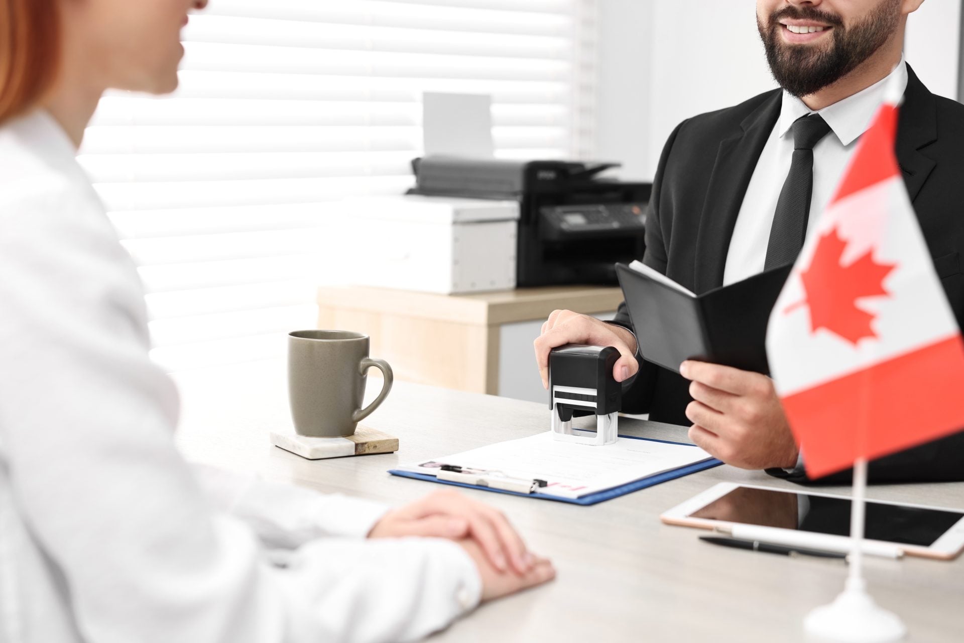 8.200 νέες θέσεις εργασίας τον Δεκέμβριο, στο 6,8% το ποσοστό ανεργίας