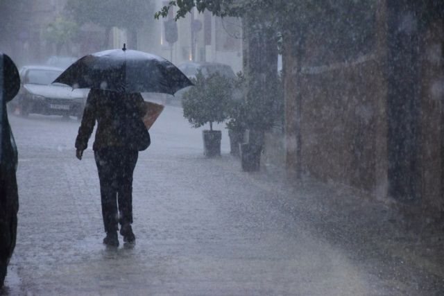 Σφοδρή κακοκαιρία στις περισσότερες περιοχές της χώρας