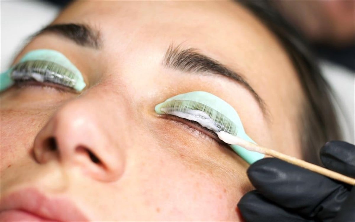 Πόσο συχνά μπορούμε να κάνουμε lash lift;