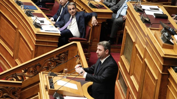 Ο Ανδρουλάκης κλείνει την πόρτα στον Μητσοτάκη, μιλά για την Καρυστιανού και απαντά στον Δούκα