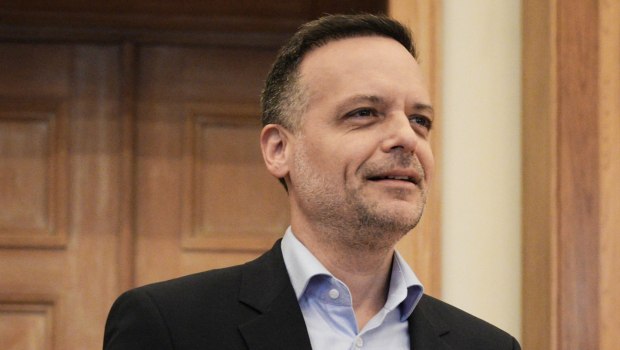 Δούκας για Βενεζουέλα: Η διεθνής κοινότητα οφείλει να καταδικάσει την επίθεση του Τραμπ