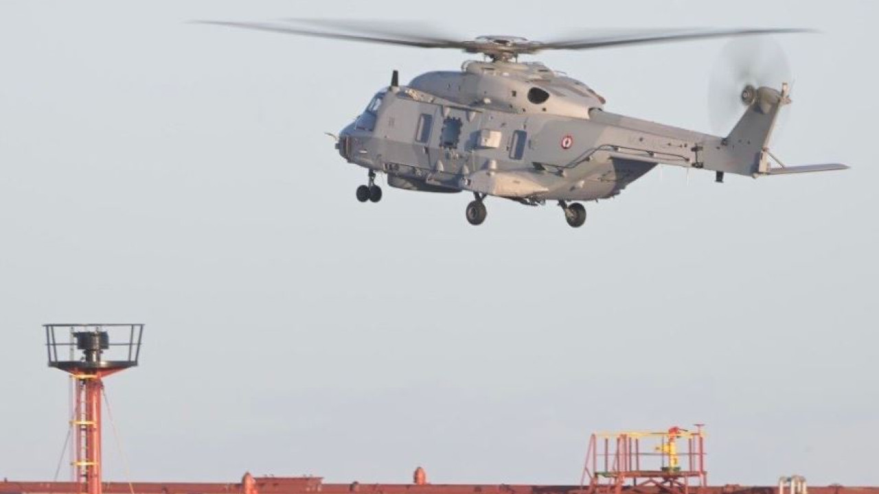 Μακρον: «Ρεσάλτο» του γαλλικού Ναυτικού σε τάνκερ από τη Ρωσία