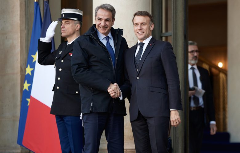 Ανάγκη περαιτέρω ενίσχυσης και στήριξης των Ουκρανικών Ενόπλων Δυνάμεων – News.gr