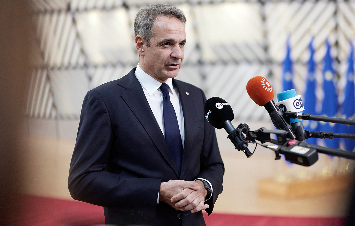 «Ναι» στη συμμετοχή των 13 χωρών στο Συμβούλιο Ειρήνης, αλλά μόνο για τη Γάζα – News.gr