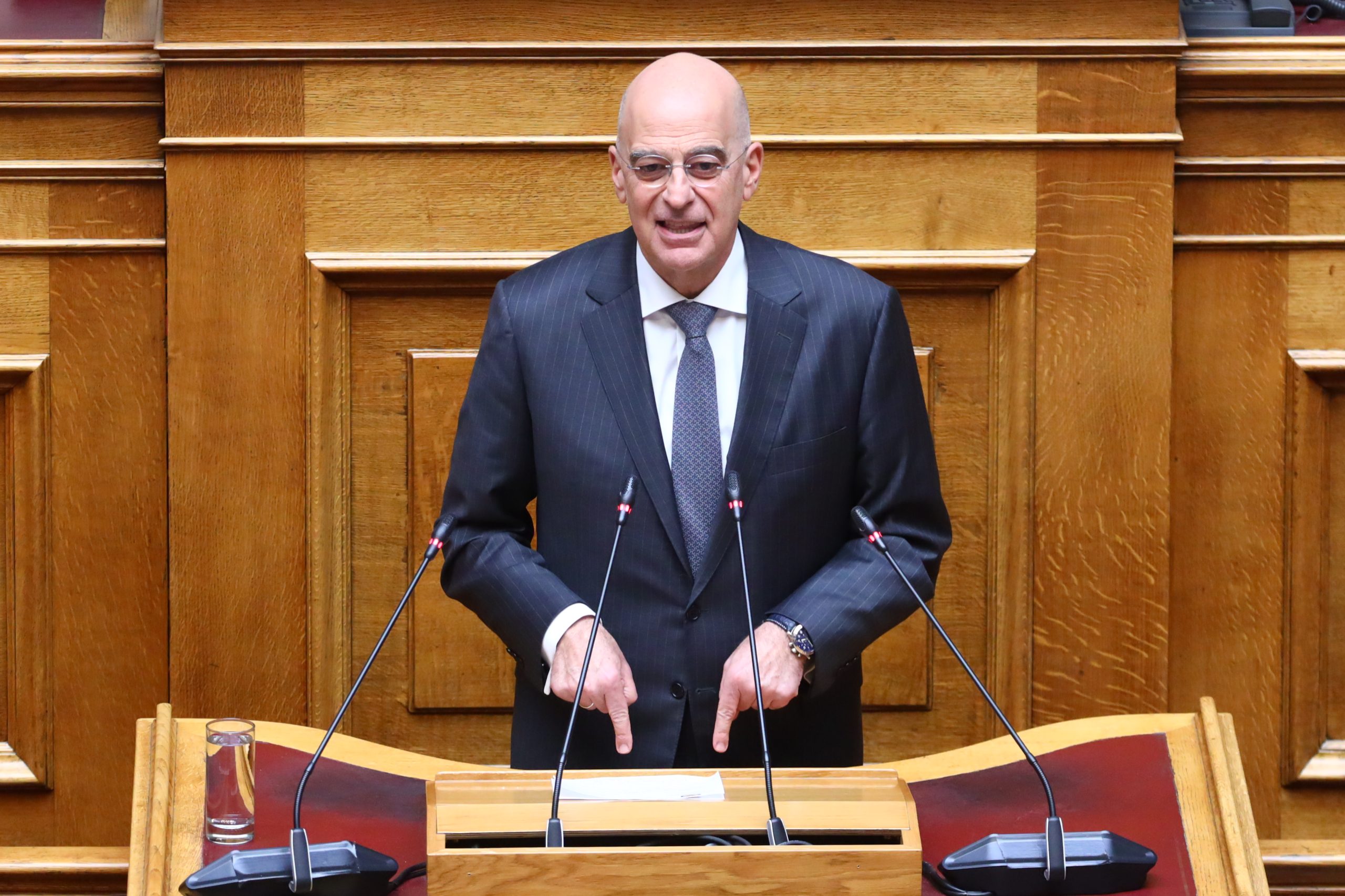 Σε εθνική ομοψυχία κάλεσε ο Δένδιας: «Η Τουρκία αμφισβητεί τα σύνορα του Ελληνισμού»