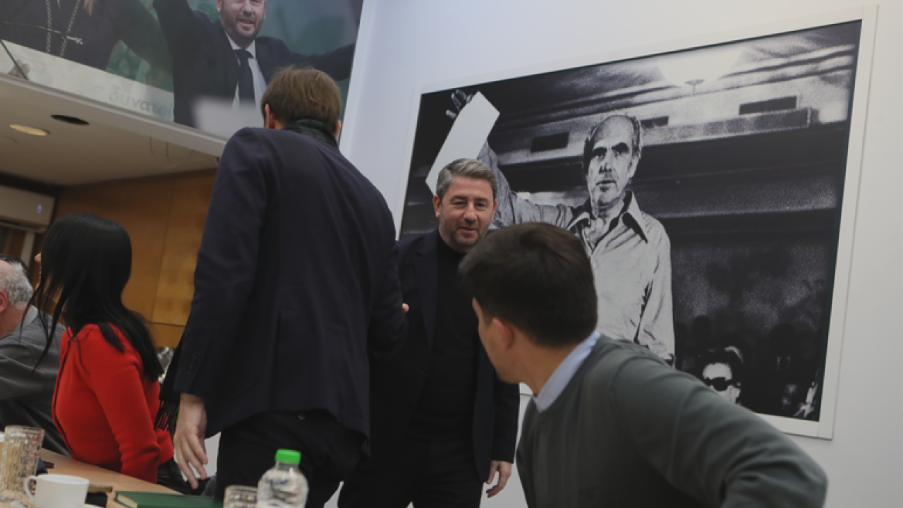 ΠΑΣΟΚ: Ανεπαρκής και προσχηματική η σύσταση διακομματικής για το αγροτικό