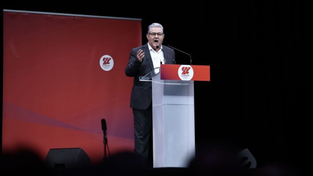 Κουτσούμπας στο 22ο Συνέδριο του ΚΚΕ: Ο λαός να πει «όχι» σε νέες θυσίες - Η κυβέρνηση μας σέρνει σε μακελειό