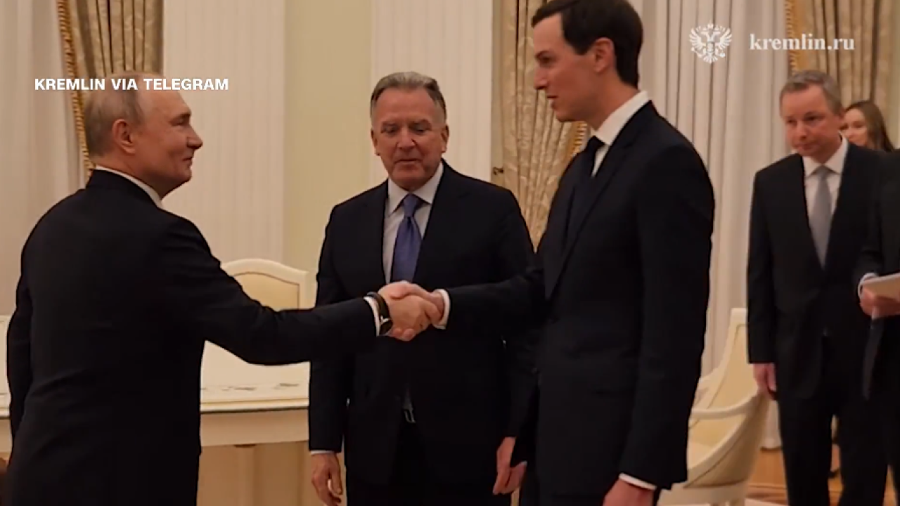 Ξεκίνησαν οι συνομιλίες Πούτιν με Γουίτκοφ και Κούσνερ στη Μόσχα