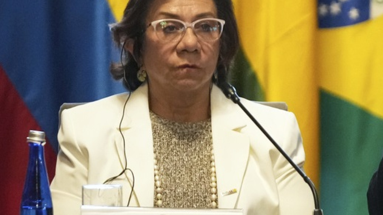 ΥΠΕΞ Κολομβίας: Ο στρατός θα αμυνθεί σε ενδεχόμενη εισβολή των ΗΠΑ