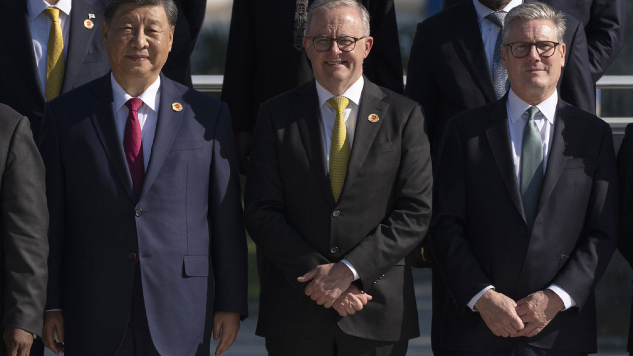 Πράσινο φως για την αμφιλεγόμενη κινεζική υπερ-πρεσβεία στο Λονδίνο