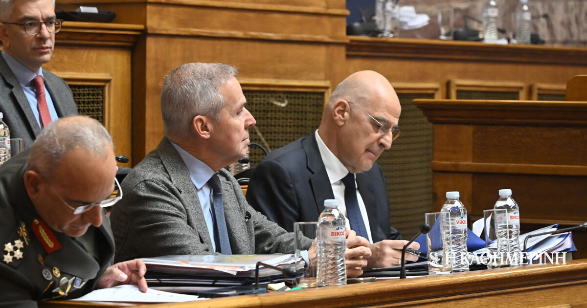Προαναγγελία Δένδια για αλλαγές στο νομοσχέδιο για τις Ενοπλες Δυνάμεις