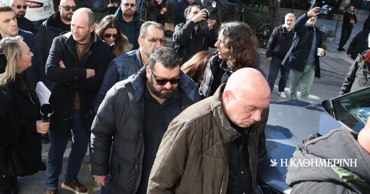 Νέα συνάντηση αγροτών – κυβέρνησης, ενώ οι σκληροί των μπλόκων αποφασίζουν για κάθοδο στην Αθήνα