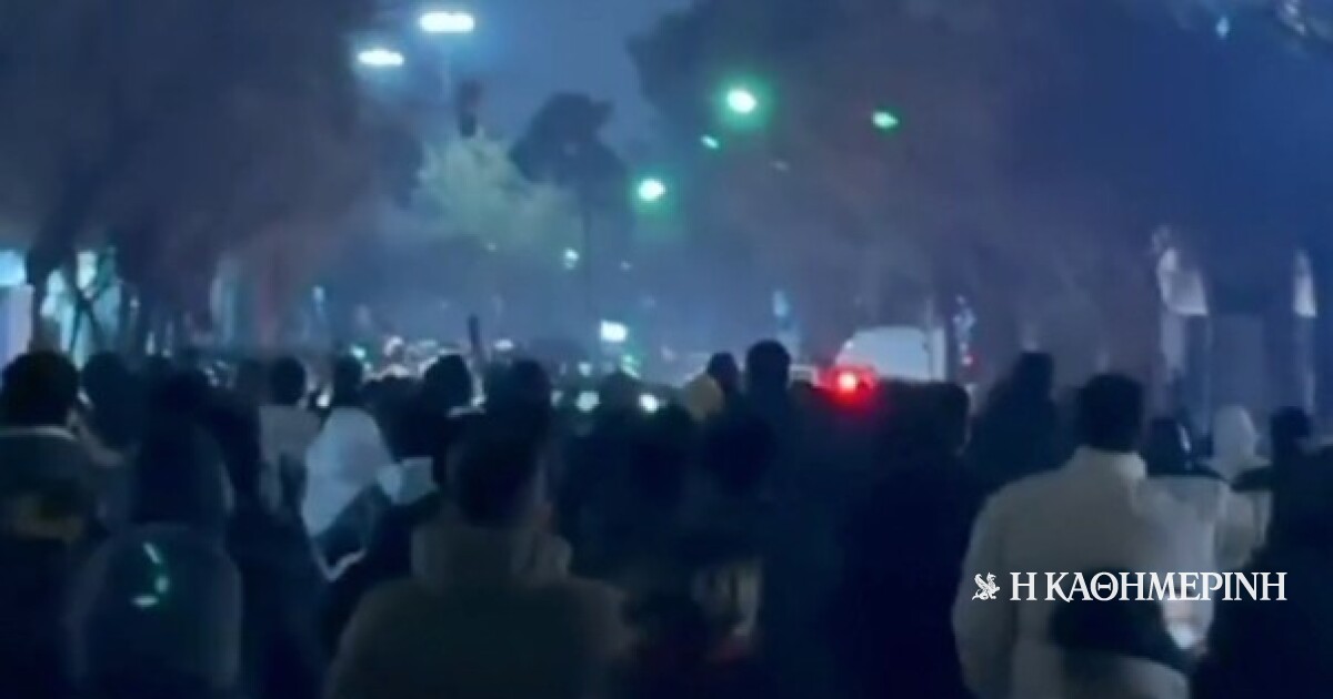 Το Ιράν «απαντάει» με επίδομα στις διαδηλώσεις