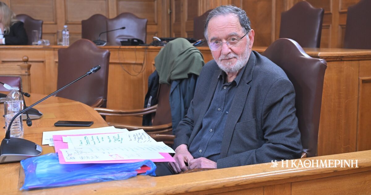 Λαφαζάνης στην Εξεταστική για ΟΠΕΚΕΠΕ: Ποινικές και πολιτικές ευθύνες υπουργών της Ν.Δ.