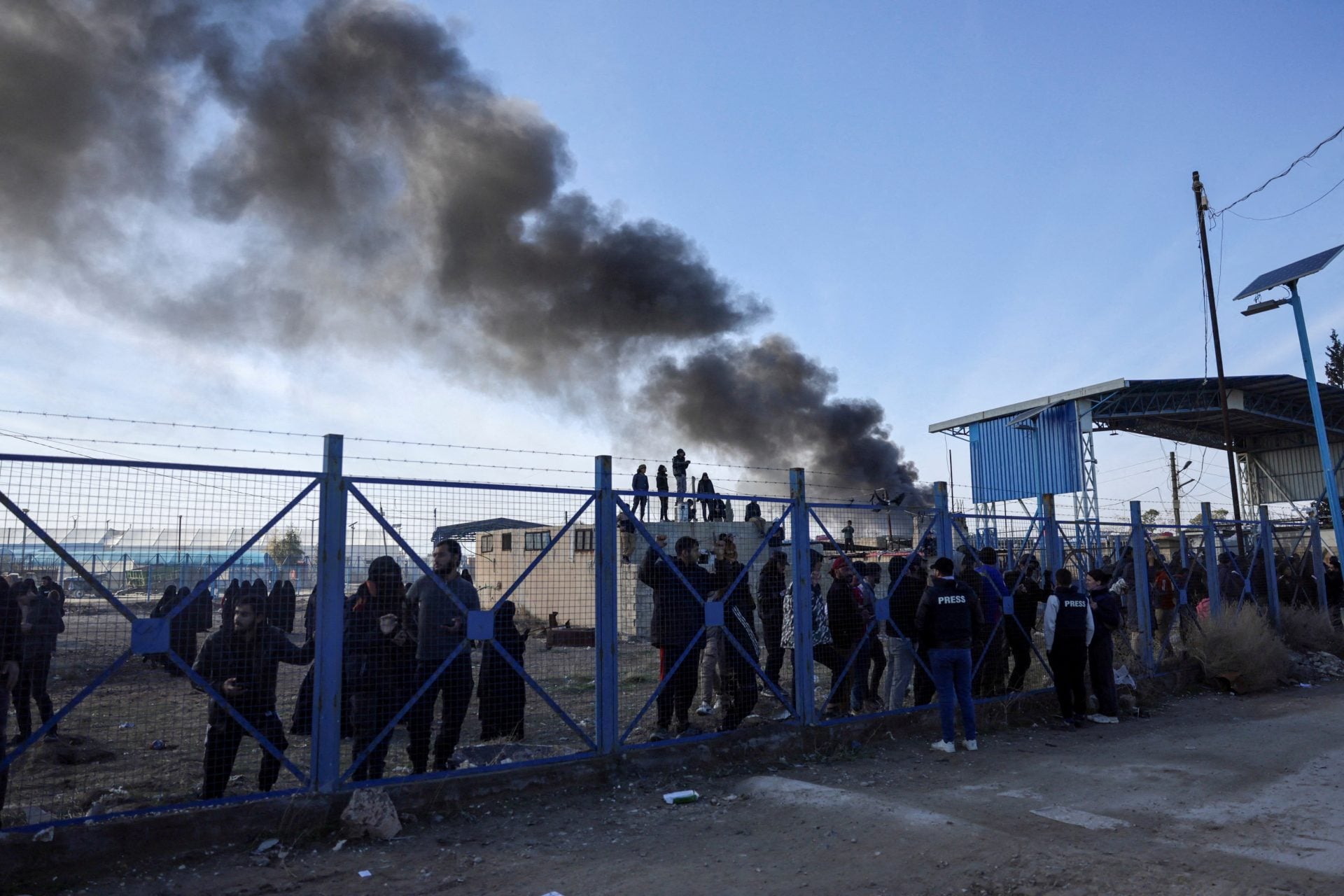 Κήρυξη του καταυλισμού Αλ Χολ ως «κλειστή ζώνη ασφαλείας», εκεί όπου ζουν συγγενείς μελών του ISIS