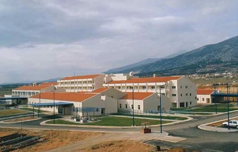 Eξερράγη κροτίδα στα χέρια 9χρονου στην Ροδόπη και ακρωτηριάστηκε το ένα δάκτυλό του