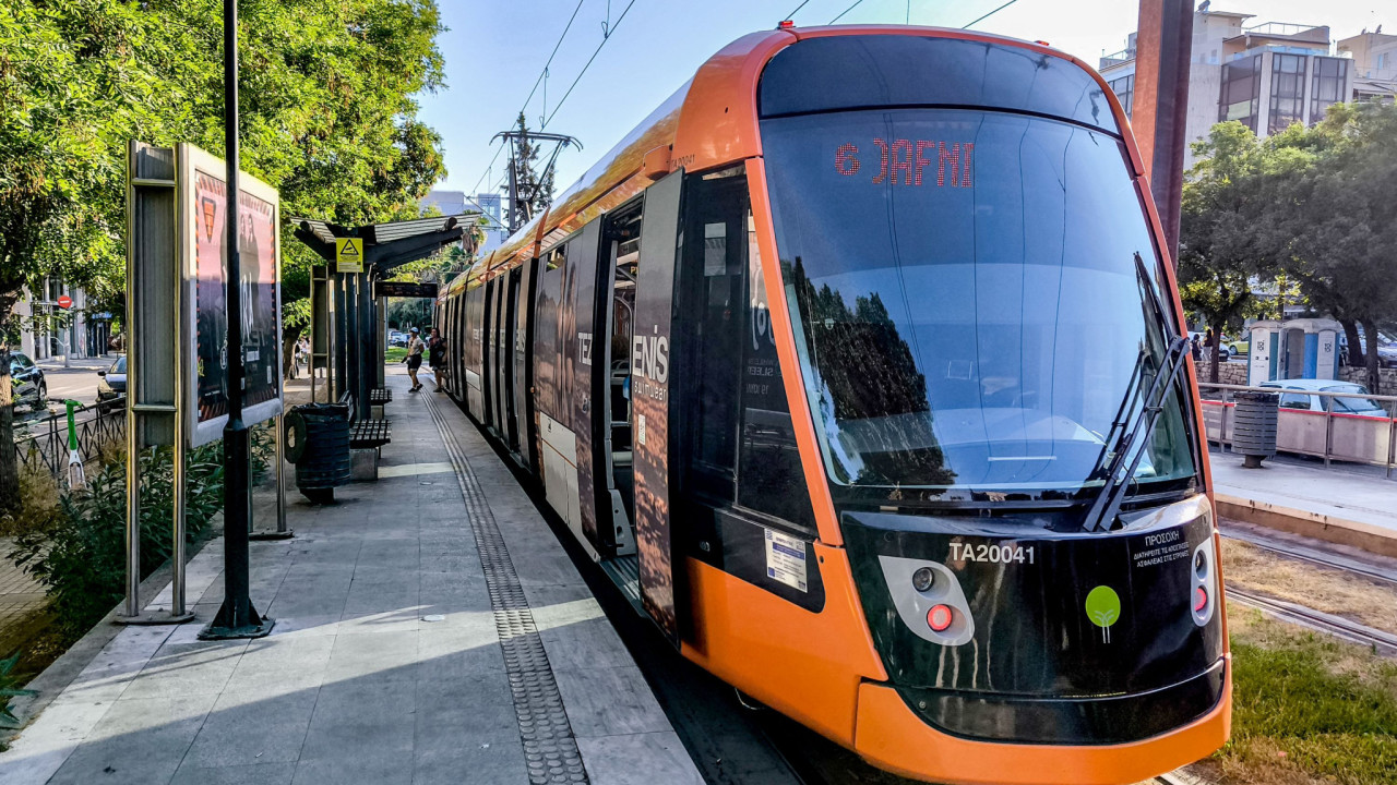 Κυκλοφοριακές ρυθμίσεις στο Τραμ Γραμμή 7 λόγω της τελετής κατάδυσης του Τιμίου Σταυρού στον Πειραιά