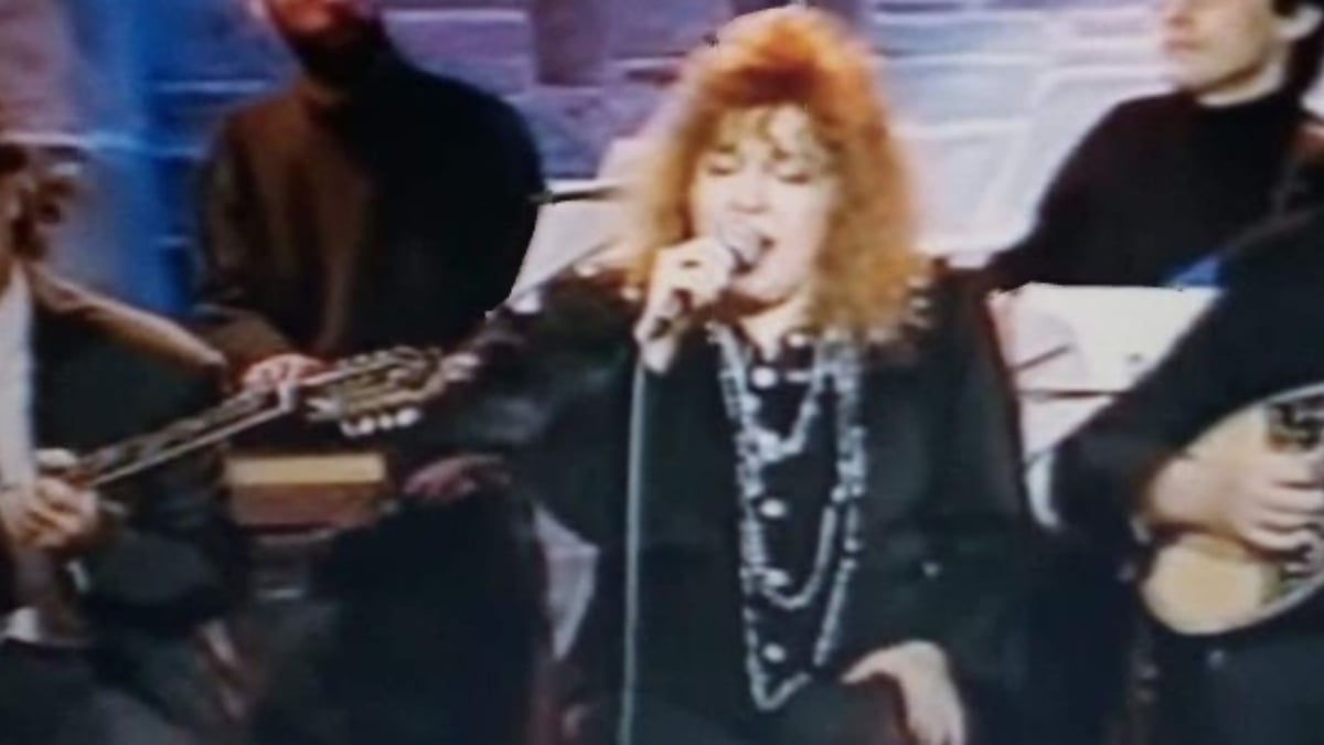 Πέθανε η πρώτη ερμηνεύτρια του Θάνου Μικρούτσικου