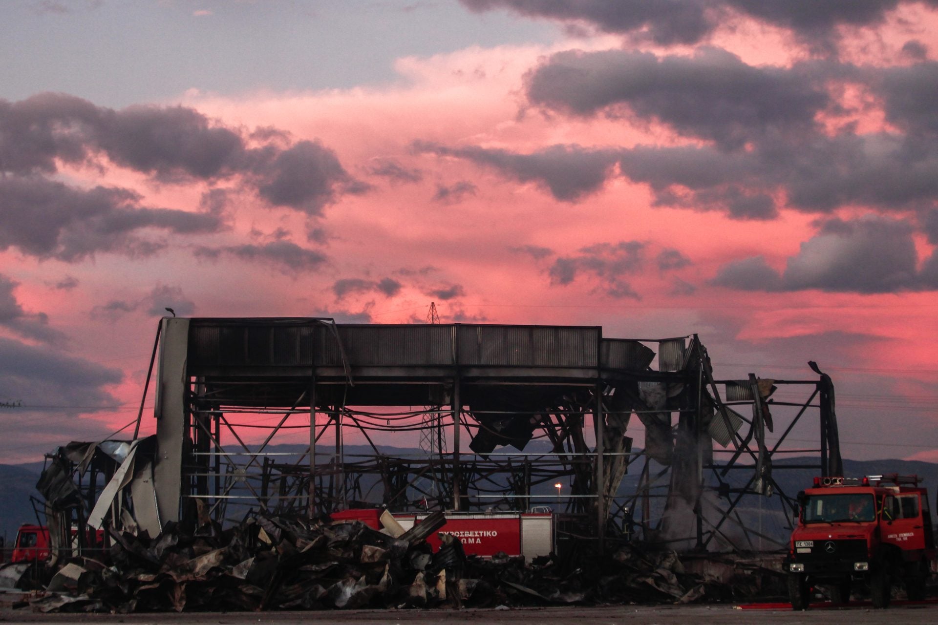 Πόσα τελικά είναι; Οι μεγάλες αποκλίσεις στην καταγραφή ΕΛΣΤΑΤ και συνδικαλιστικών οργανώσεων