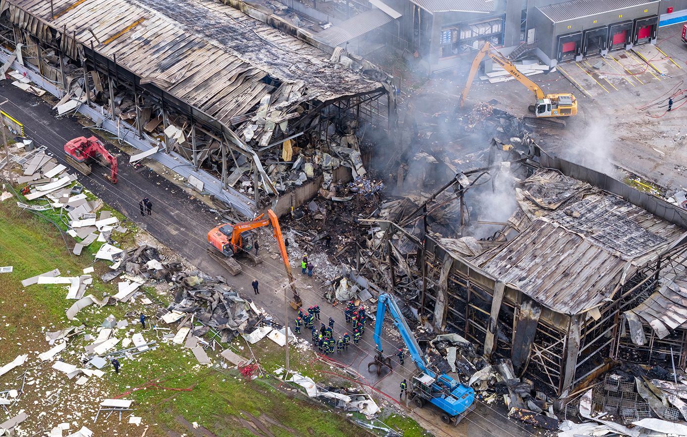 Εντοπίστηκαν τρύπιοι σωλήνες προπανίου στο υπόγειο του εργοστασίου – News.gr