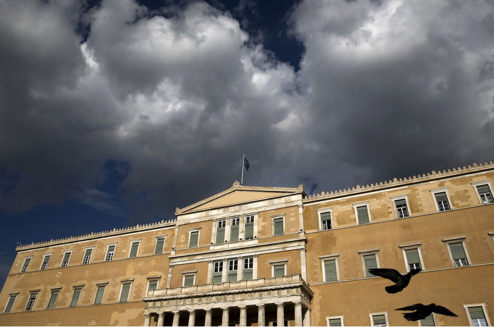Ψάχνουν συναίνεση για την επιλογή προέδρων στις ακέφαλες Αρχές