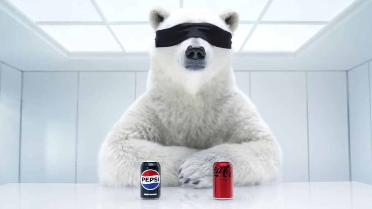 Η Pepsi «κλέβει» την πολική αρκούδα της Coca-Cola για διαφήμιση του Super Bowl