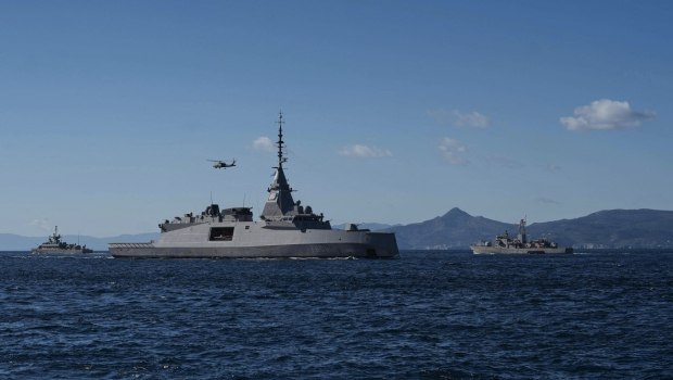 Στα μπλόκα στενάζει η αγροτιά, η κυβέρνηση πανηγυρίζει για την πρώτη Μπελαρά