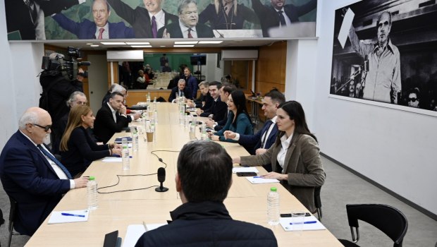 ΠΑΣΟΚ: «Μάχη» διαρροών μετά τη συνεδρίαση της ΚΟΕΣ