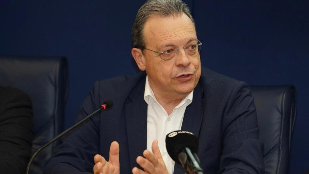 Φάμελλος: Δεν αποτελεί λύση καμία κομματική περιχαράκωση - Δεν αποτελεί λύση η κομματική αυτονομία
