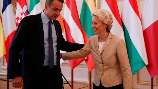 ΣΥΡΙΖΑ για Mercosur: Ο Μητσοτάκης είναι το ίδιο «πρόσωπο» με την φον ντερ Λάιεν - Να πάρει θέση για το τι θα κάνει με τους αγρότες