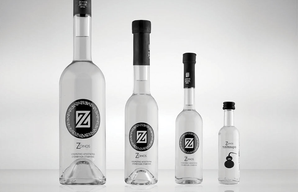 Σε limited edition εκδοχή παρουσιάζεται το τσίπουρο από λευκή ΠΟΠ Ντεμπίνα της Ζοίνος