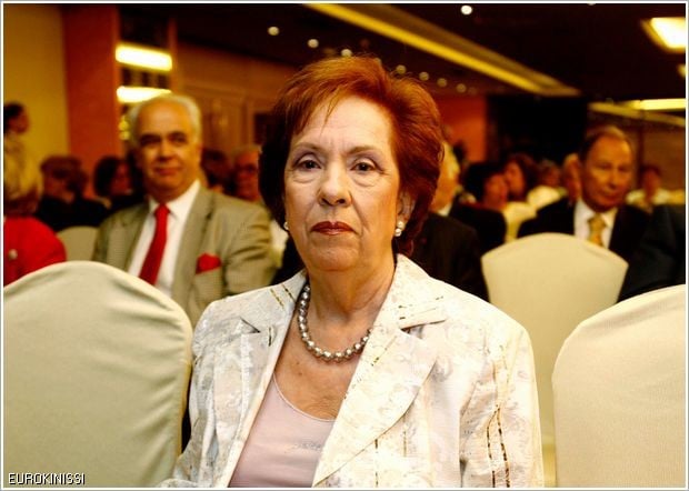 Πέθανε η πρώτη γυναίκα πρόεδρος της Βουλής