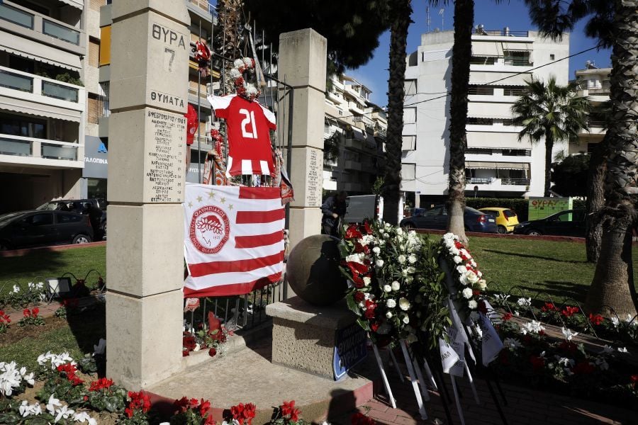 Σε κλίμα συγκίνησης το μνημόσυνο για τα θύματα της Θύρας 7