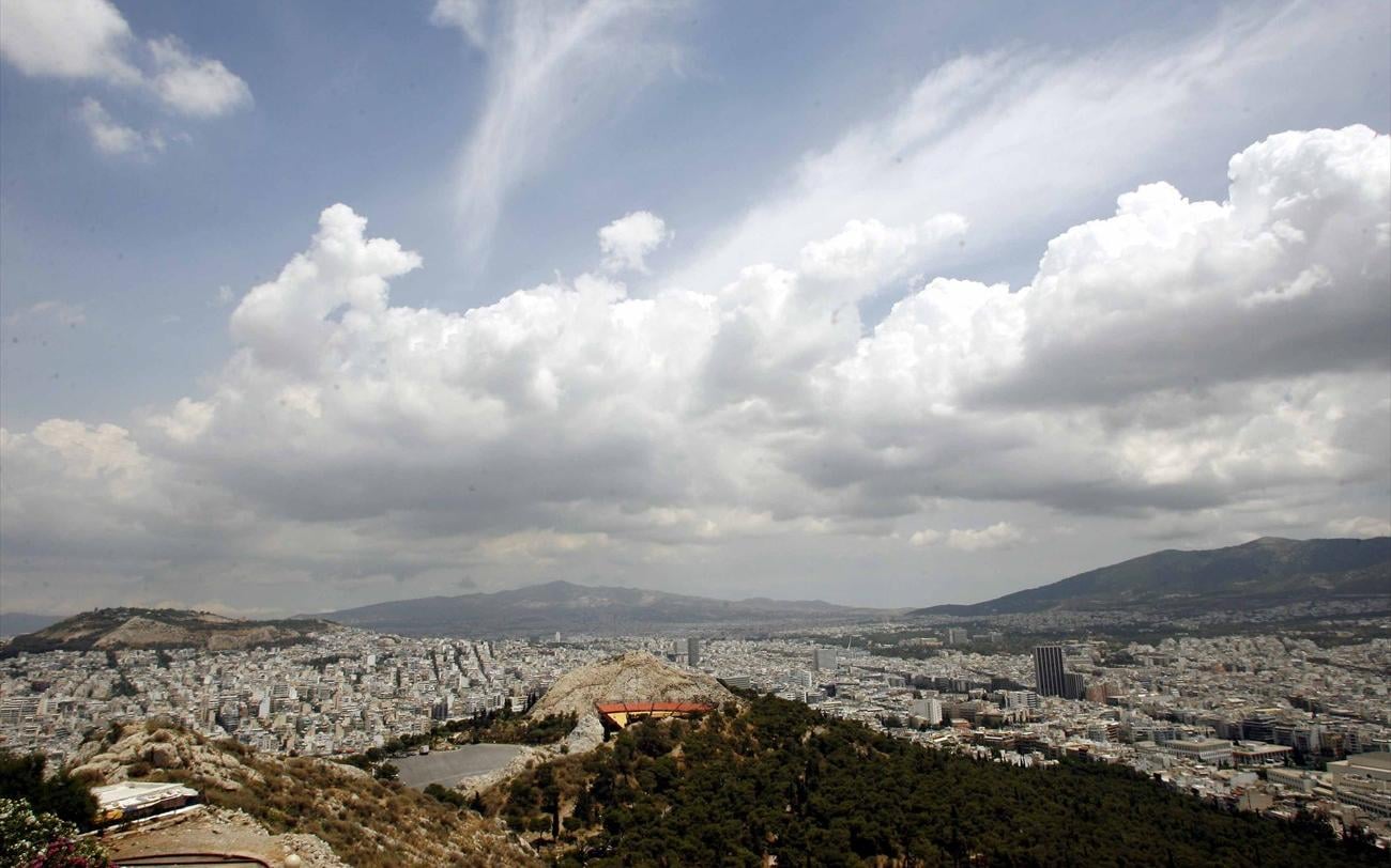 Καιρός: Τοπικές βροχές και μικρή άνοδος της θερμοκρασίας